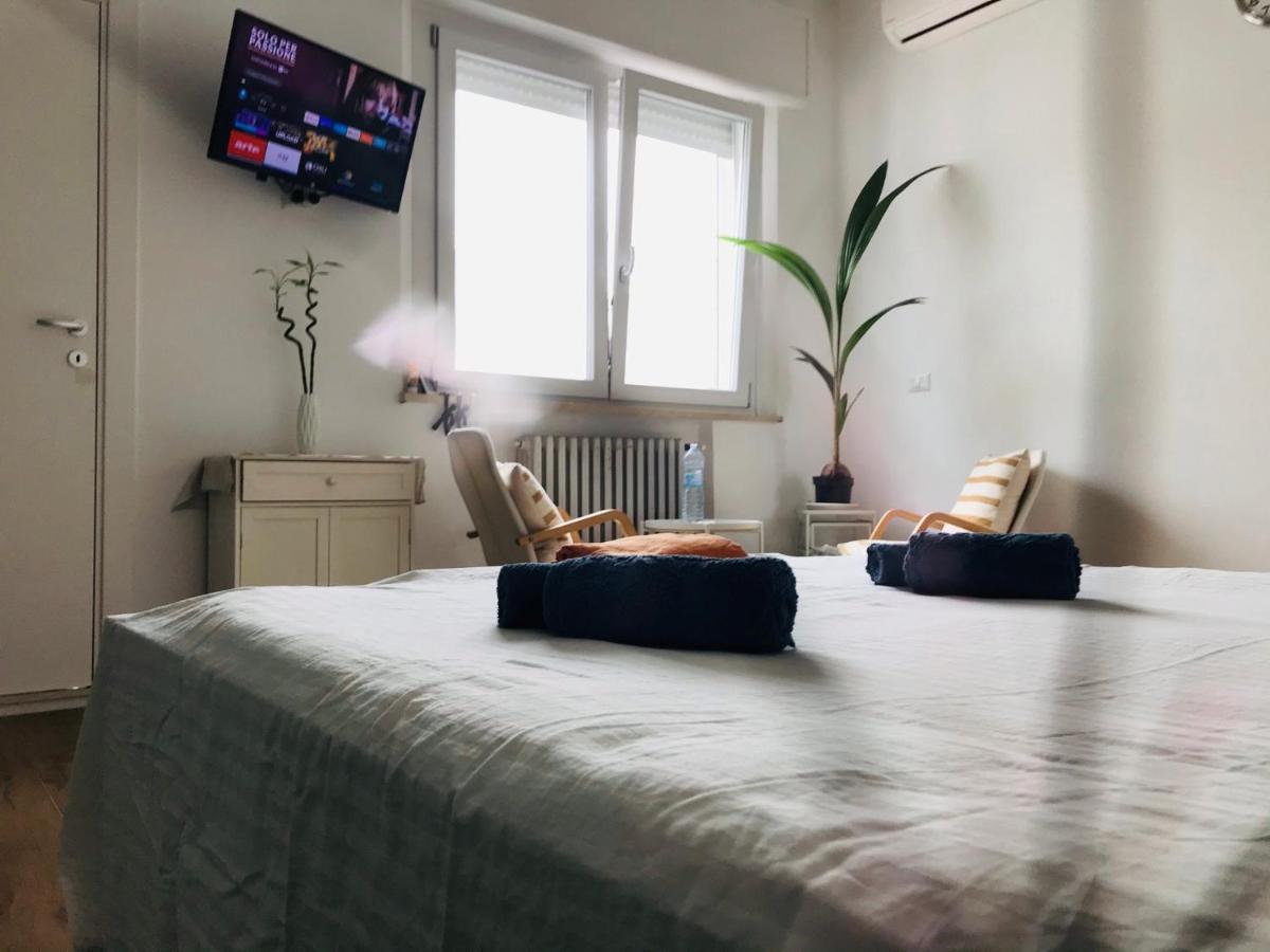 Stanza E Bagno Privato, Idromassaggio Con Extra Fee, In Appartamento Ferrara Dış mekan fotoğraf